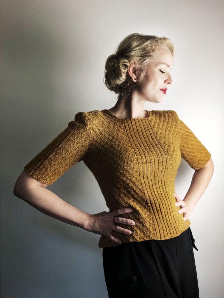 Costa blouse knitting pattern