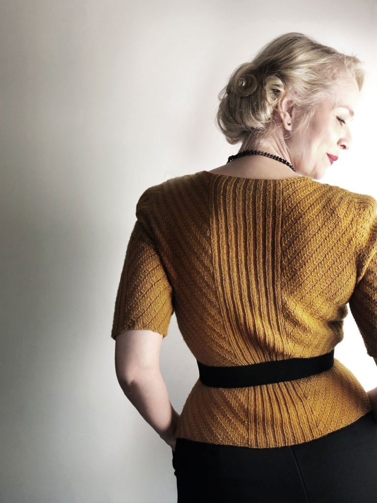 Costa blouse knitting pattern