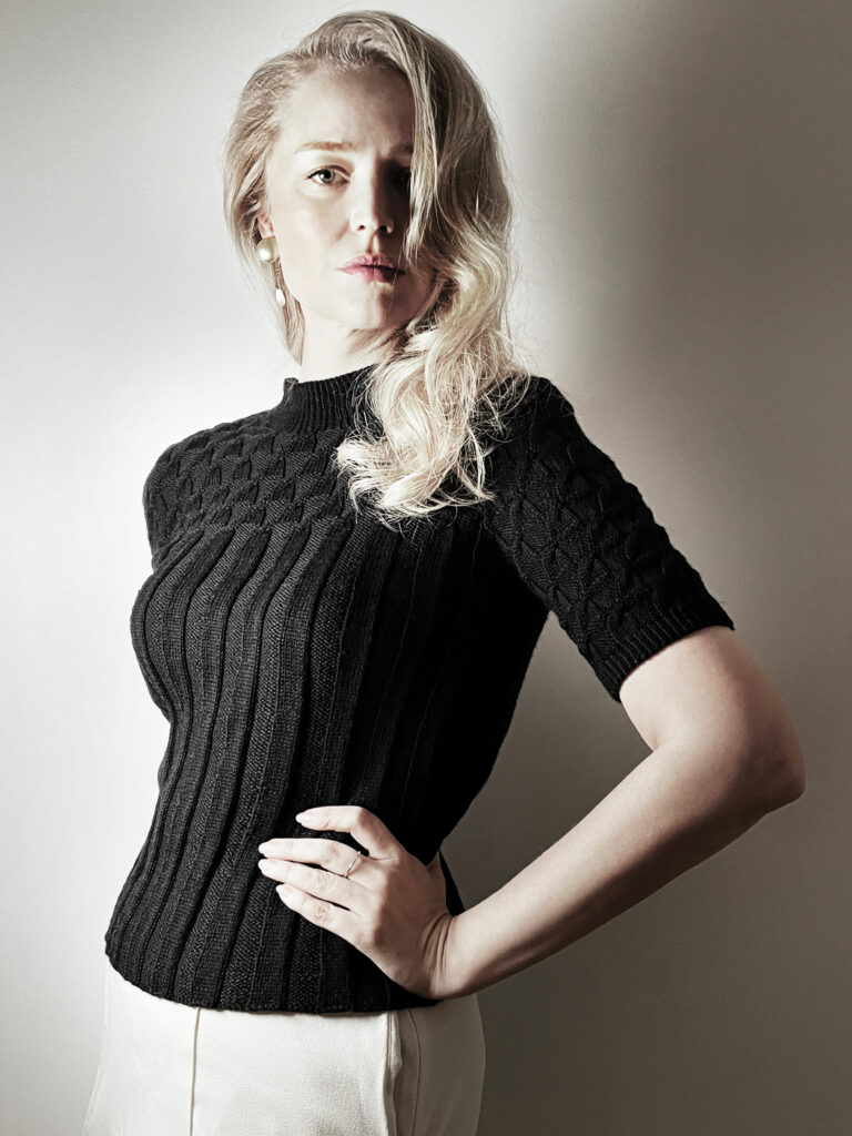 Funis blouse knitting pattern