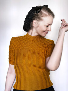 Funis blouse knitting pattern