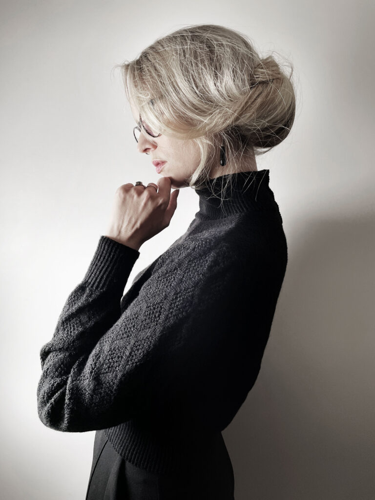 Nassa blouse knitting pattern