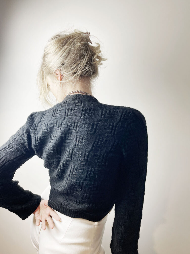 Foliata cardigan knitting pattern