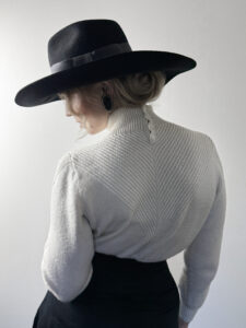 Telum blouse knitting pattern
